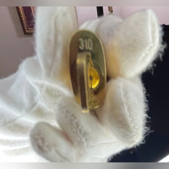 LOUIS VUITTON LOCK AND KEY - Picture 3 of 3